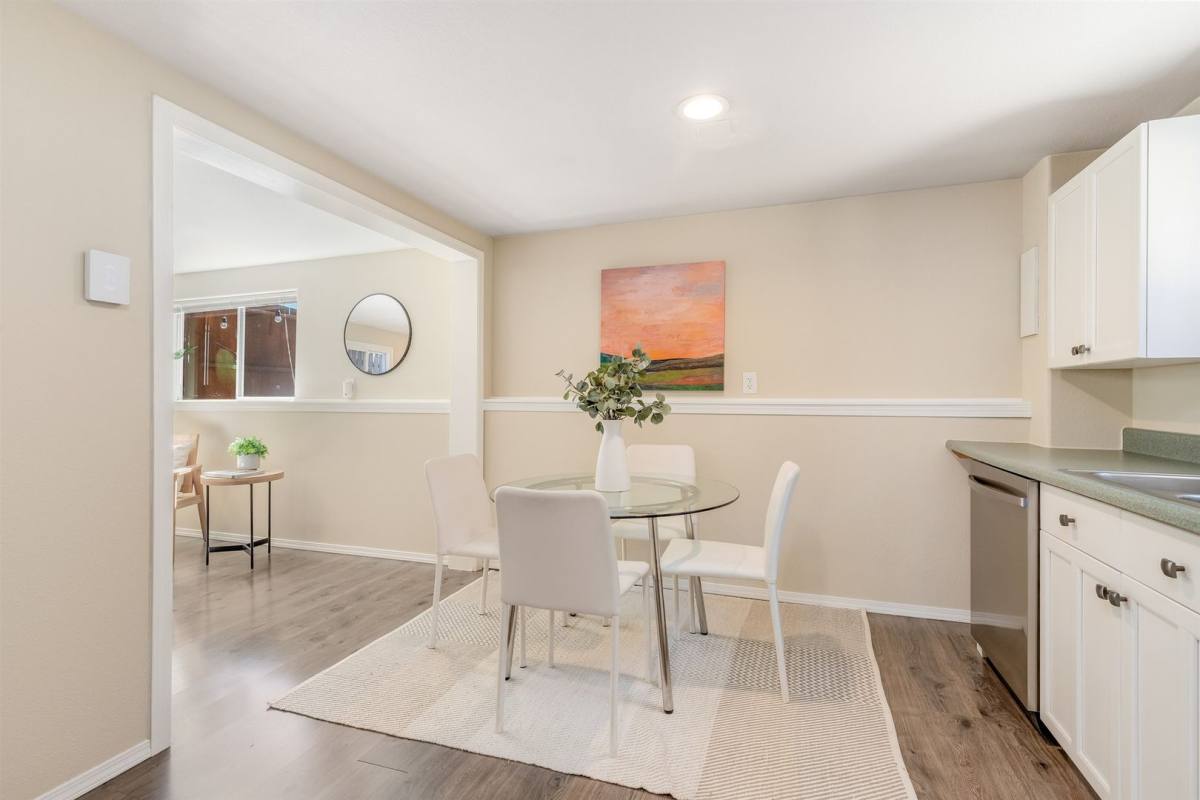 Apartment for rent at 922 N 102nd St, Seattle, WA 98133