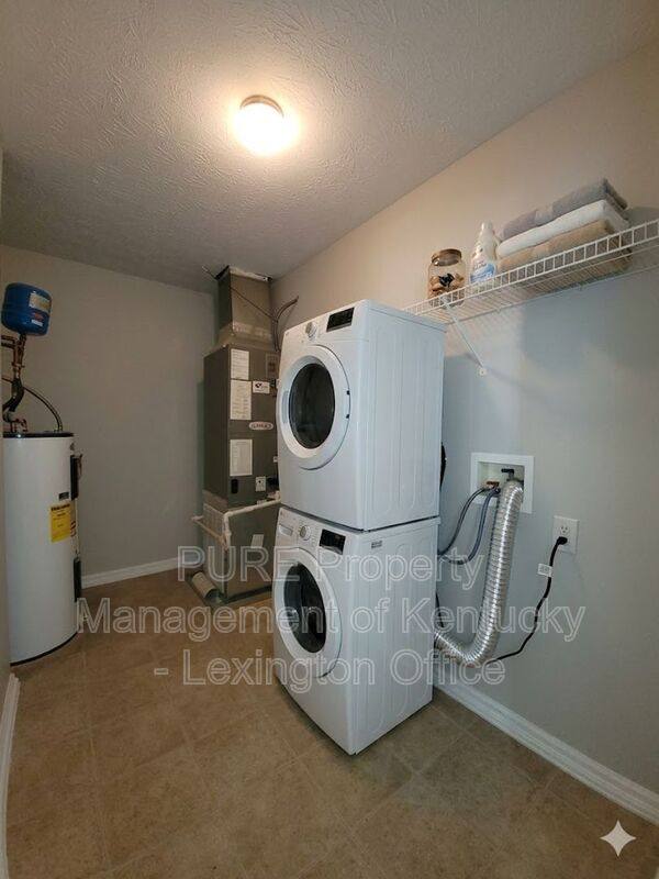 Apartment for rent at 166 Grinder Court, Nicholasville, KY 40356