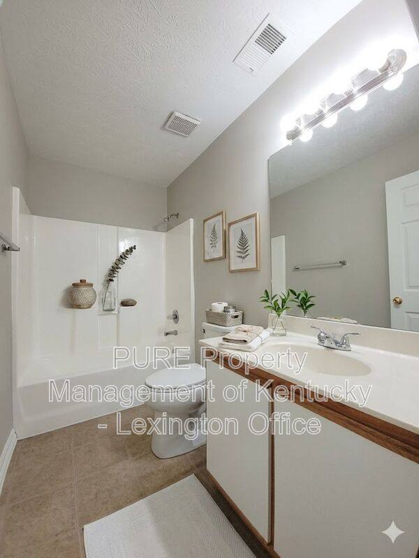 Apartment for rent at 166 Grinder Court, Nicholasville, KY 40356