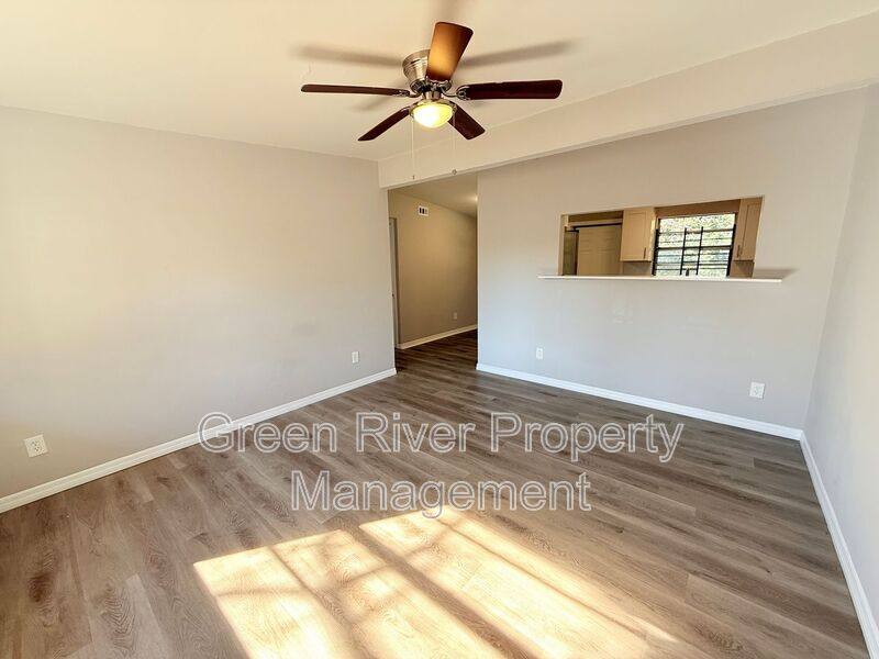 House for rent at 1033 Ake Lane, Jacksonville, FL 32218