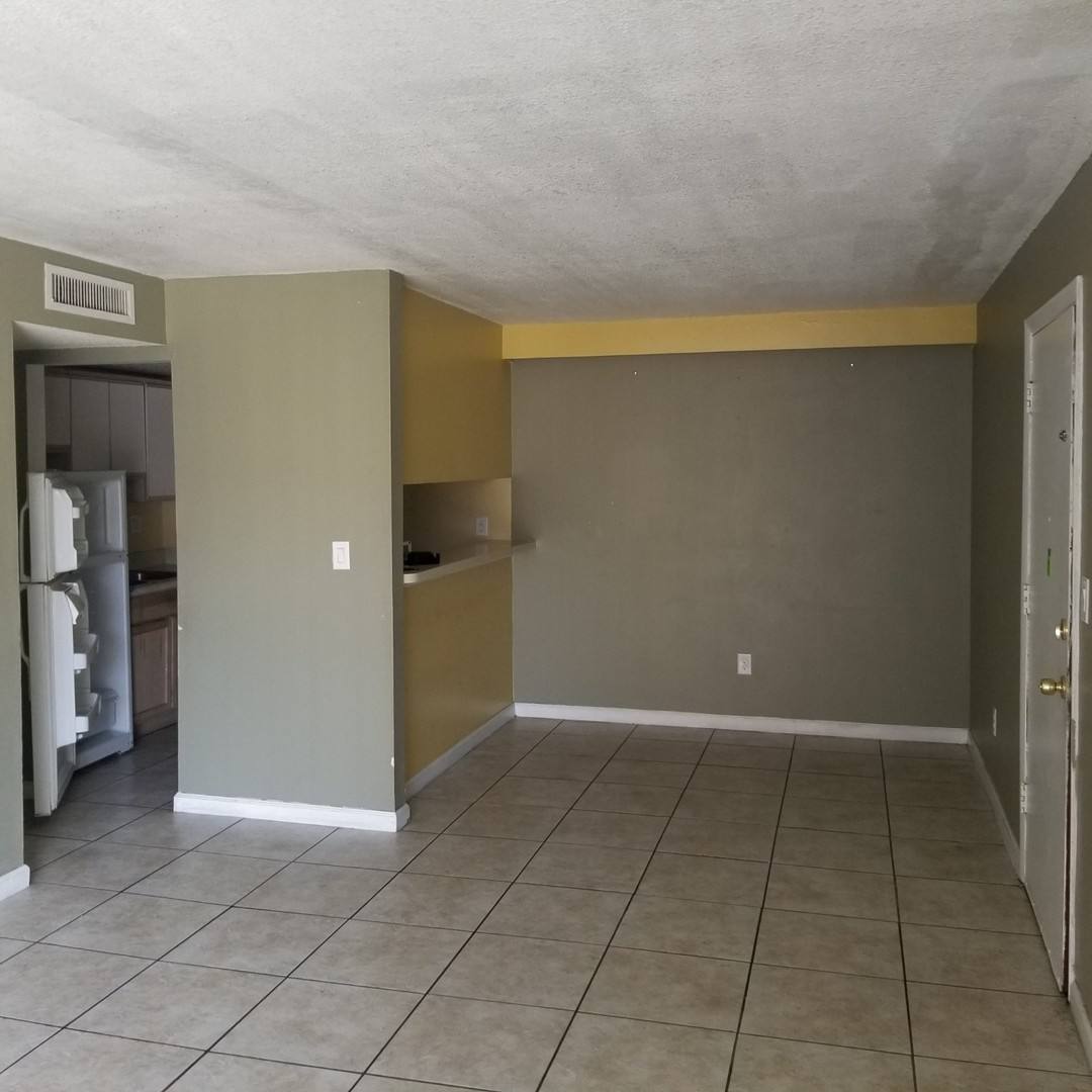 Condo for rent at 921 W Oak Ridge Rd #C, Orlando, FL 32809