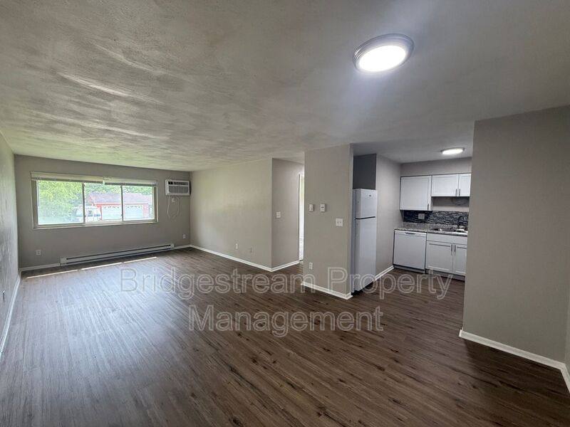 Apartment for rent at 85 N Gebhart Church Rd #G, Miamisburg, OH 45342