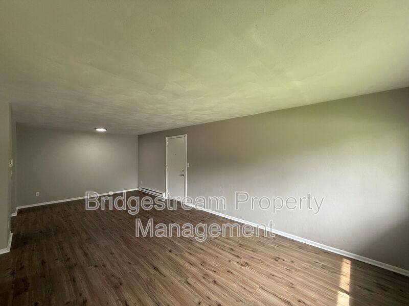 Apartment for rent at 85 N Gebhart Church Rd #G, Miamisburg, OH 45342