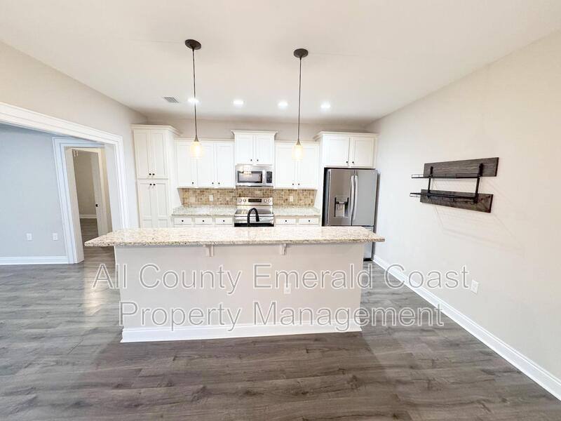 House for rent at 282 Magnolia St, Niceville, FL 32578