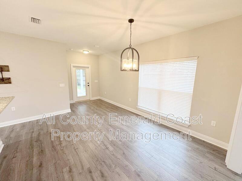 House for rent at 282 Magnolia St, Niceville, FL 32578