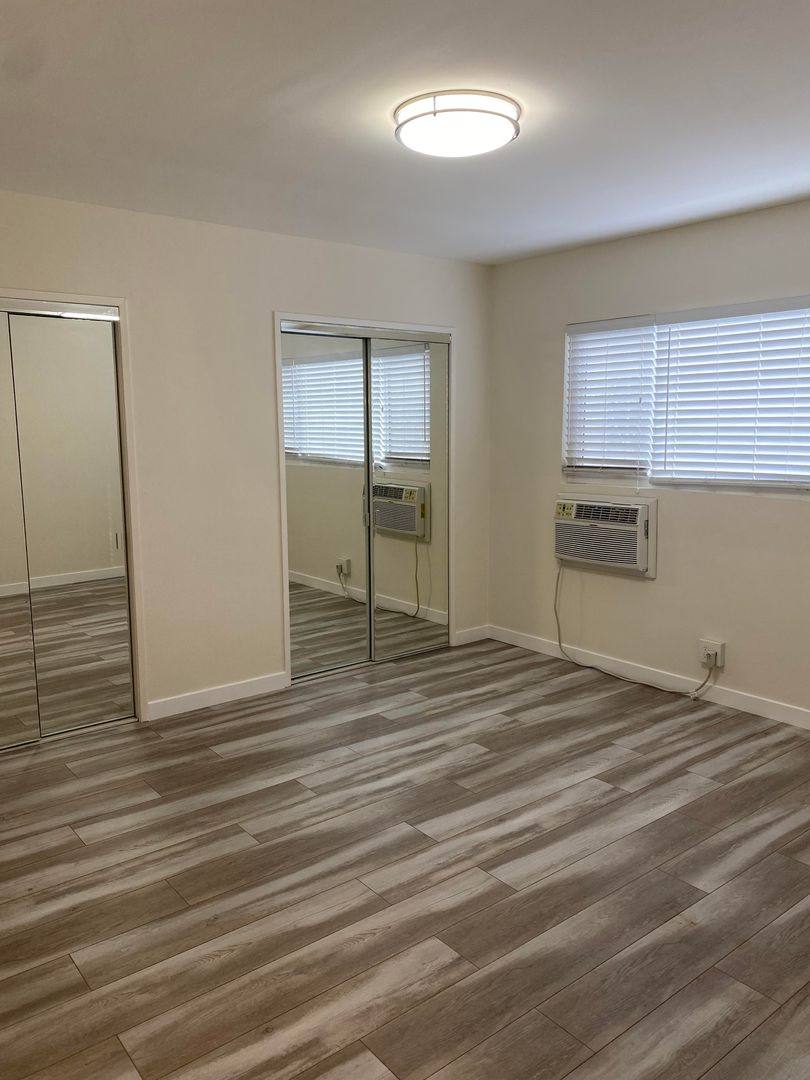 Apartment for rent at 813 Westmount Dr, West Hollywood, CA 90069