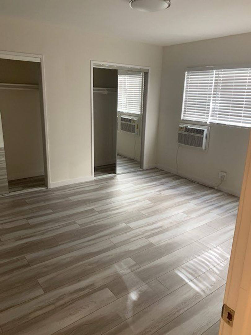Apartment for rent at 813 Westmount Dr, West Hollywood, CA 90069