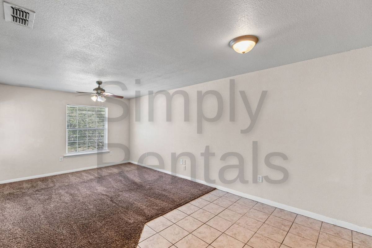 Apartment for rent at 1220 Texas St, Sulphur Springs, TX 75482