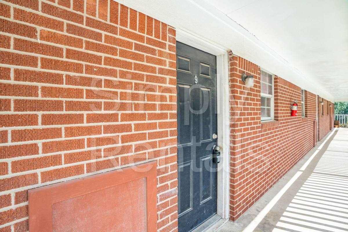 Apartment for rent at 1220 Texas St, Sulphur Springs, TX 75482