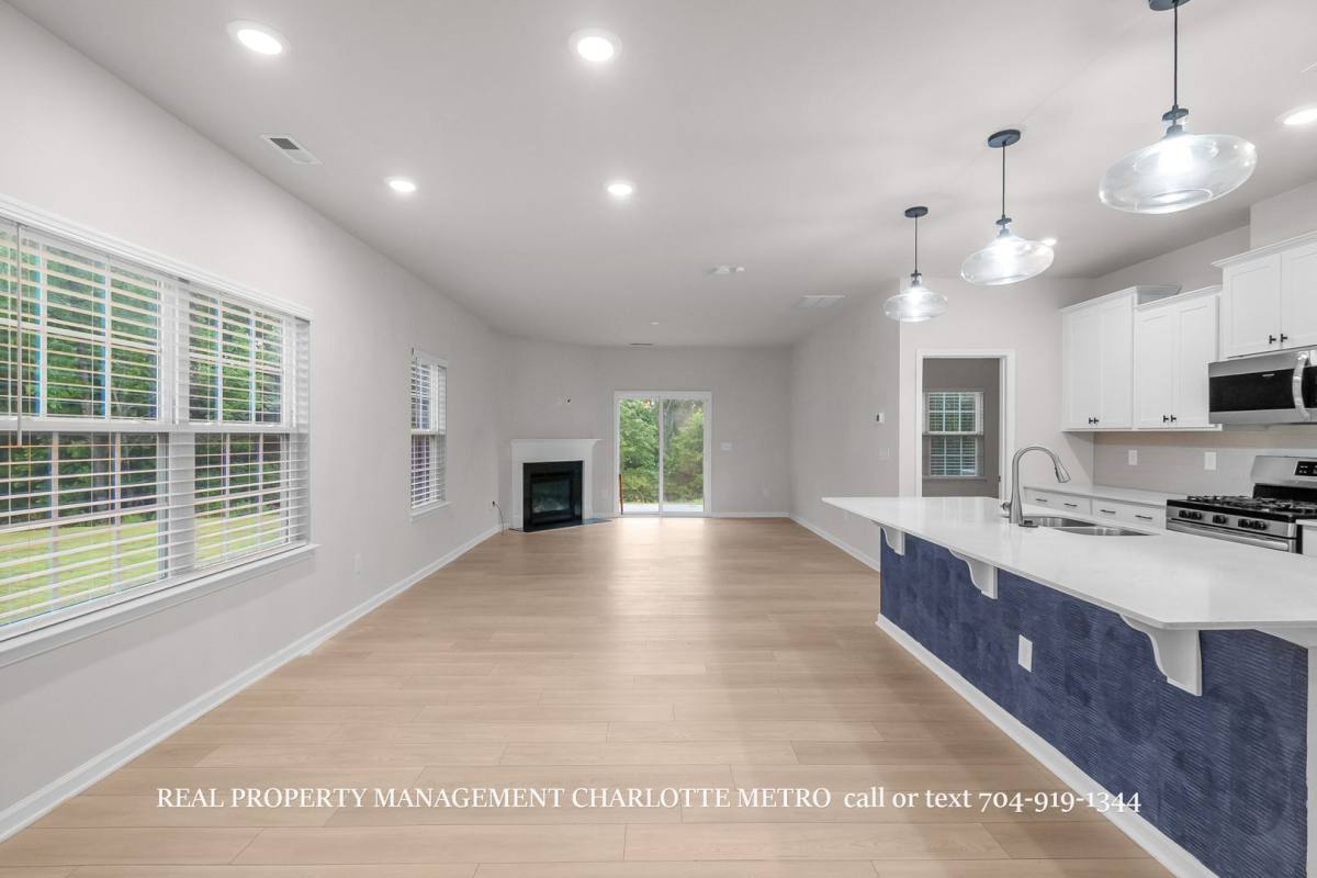 House for rent at 16030 Seagard Cove, Charlotte, NC 28278