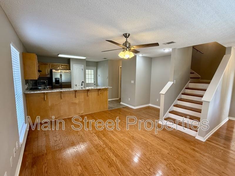 House for rent at 2121 Pin High Dr, Pensacola, FL 32526
