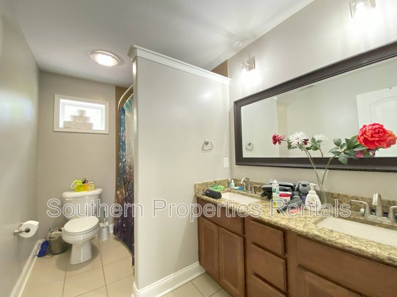 House for rent at 351 Maplewood Dr, Sanford, NC 27332