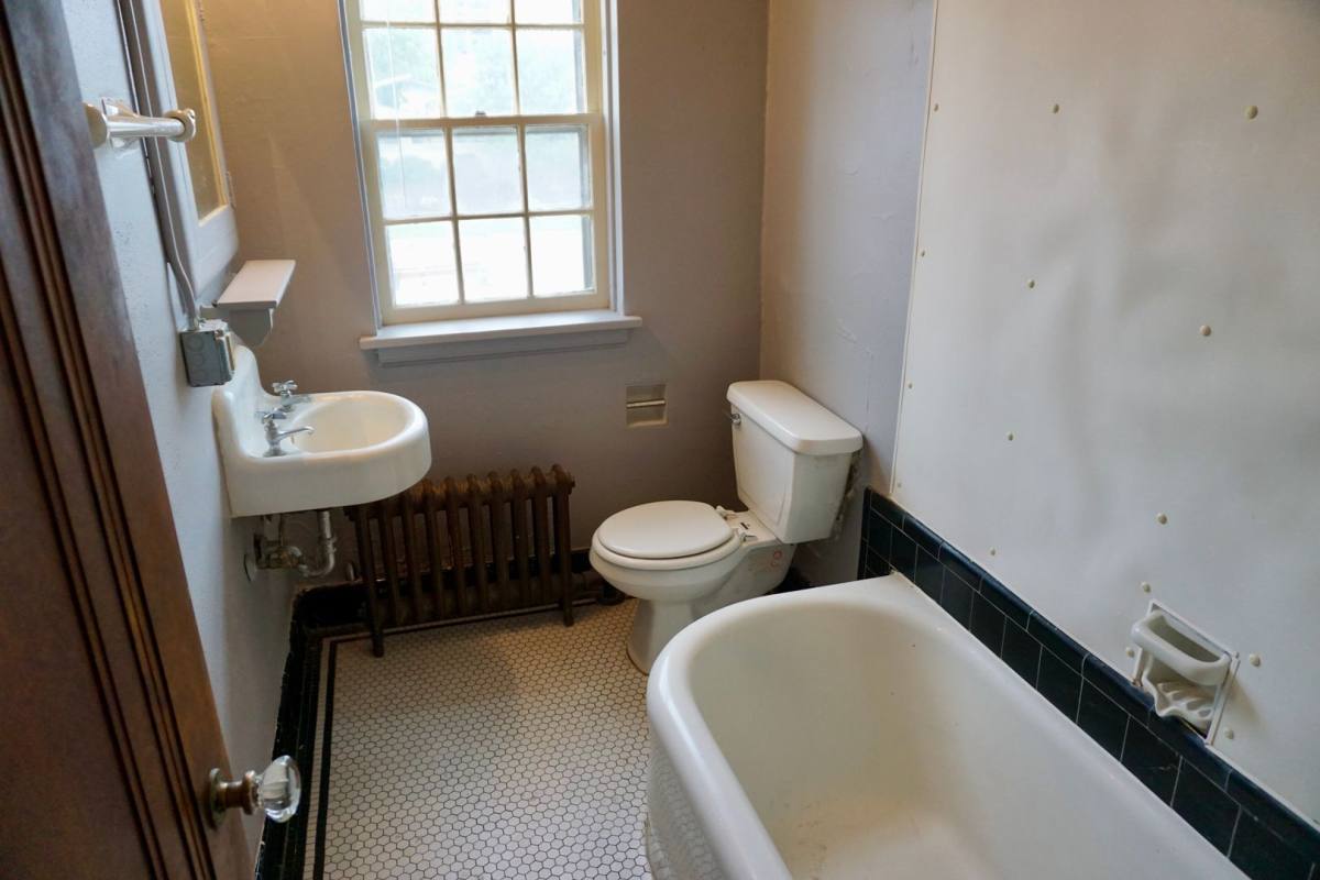 Apartment for rent at 1234 K St, Lincoln, NE 68508