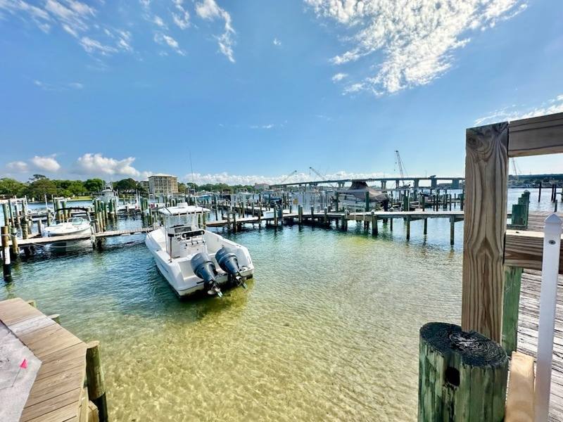 Apartment for rent at 330 Bluefish Dr #1, Fort Walton Beach, FL 32548