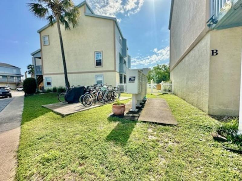 Apartment for rent at 330 Bluefish Dr #1, Fort Walton Beach, FL 32548