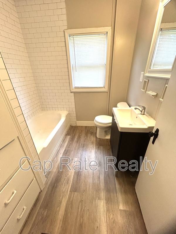 House for rent at 1366 Duxberry Ave, Columbus, OH 43211