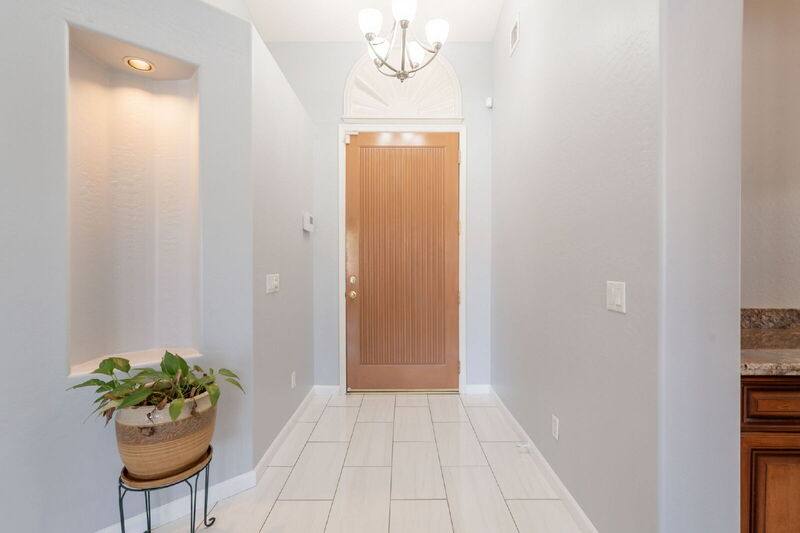 House for rent at 7167 W Abraham Lane, Glendale, AZ 85308