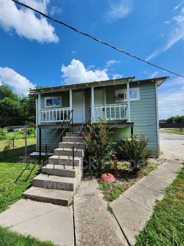 House for rent at 531 1 2 W - 9th, Ada, OK 74820