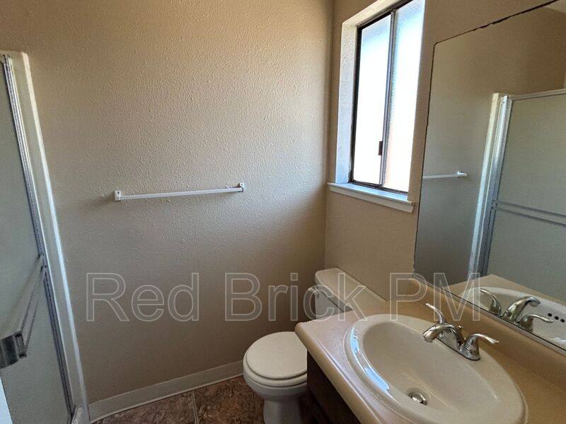 Apartment for rent at 3372 San Mateo Court, Merced, CA 95348