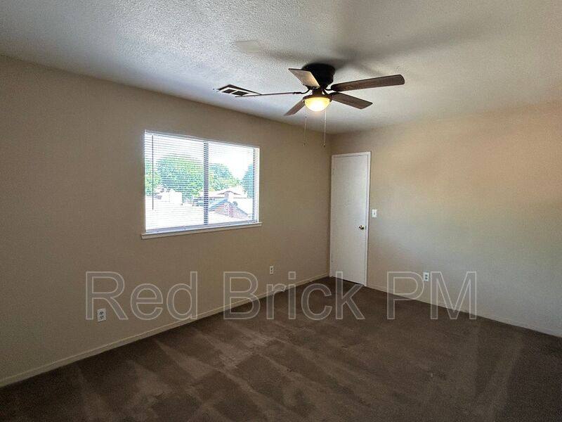 Apartment for rent at 3372 San Mateo Court, Merced, CA 95348