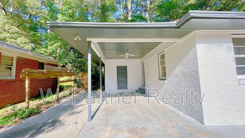 House for rent at 2744 Fairlane Dr SE, Atlanta, GA 30354