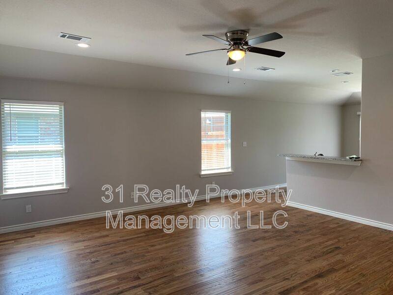 House for rent at 3503 Brookstone Dr, Sherman, TX 75092