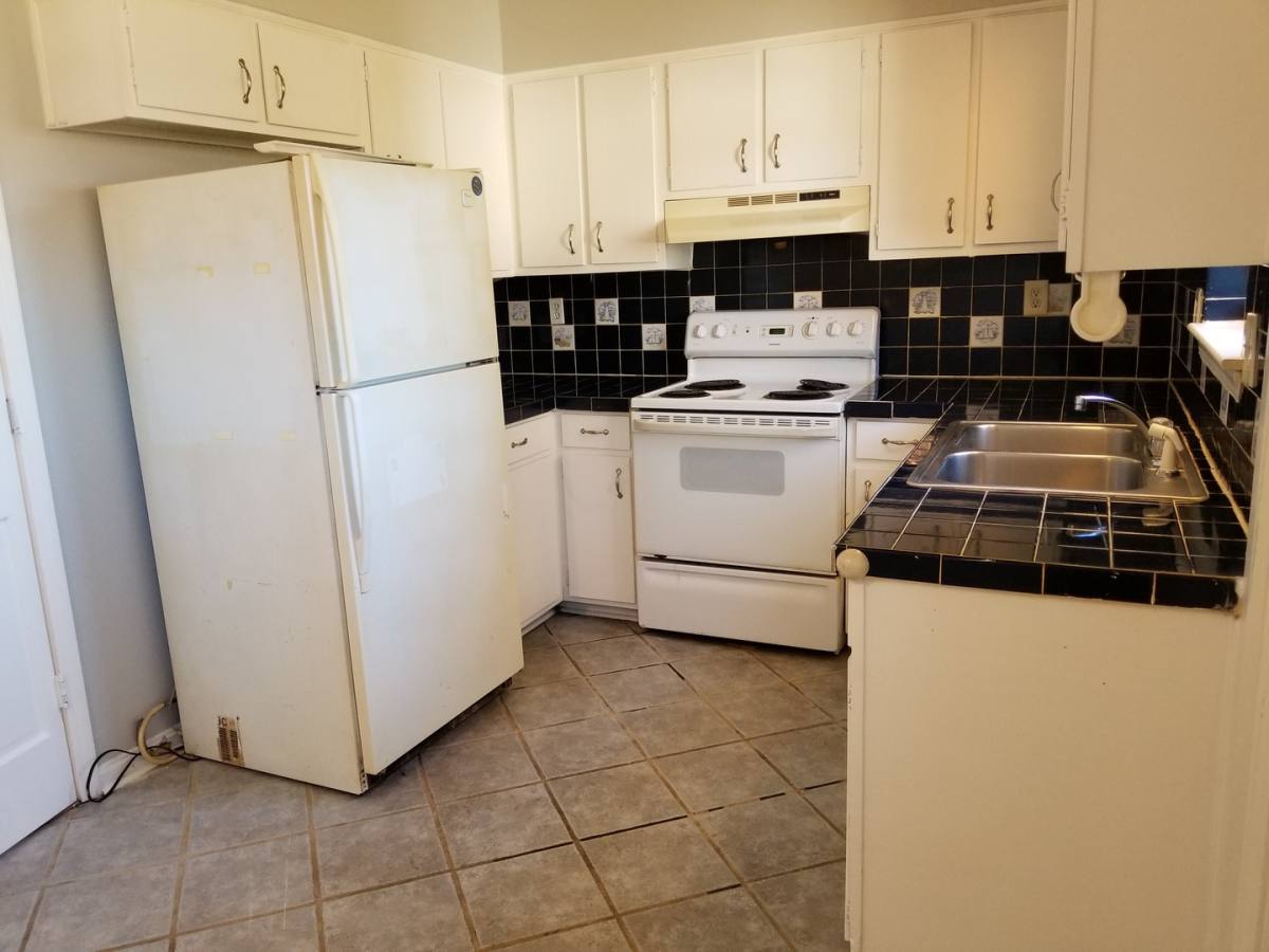 Townhouse for rent at 6918 Holly Lake Dr, Louisville, KY 40291