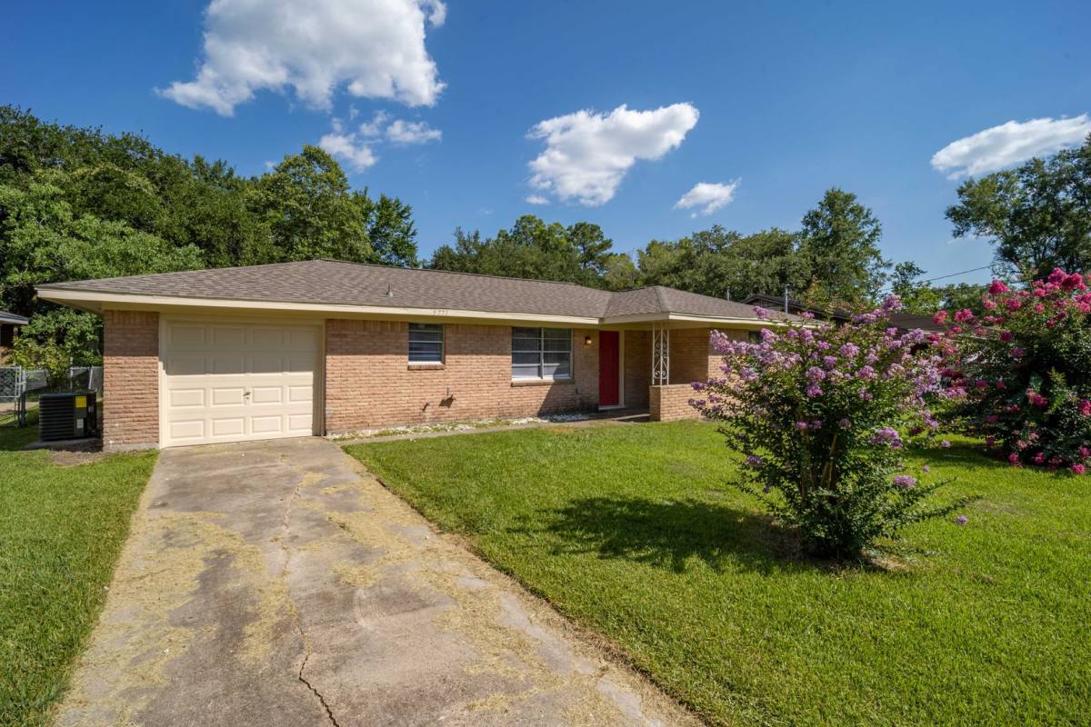 House for rent at 5771 Mel Sha Lane, Beaumont, TX 77705