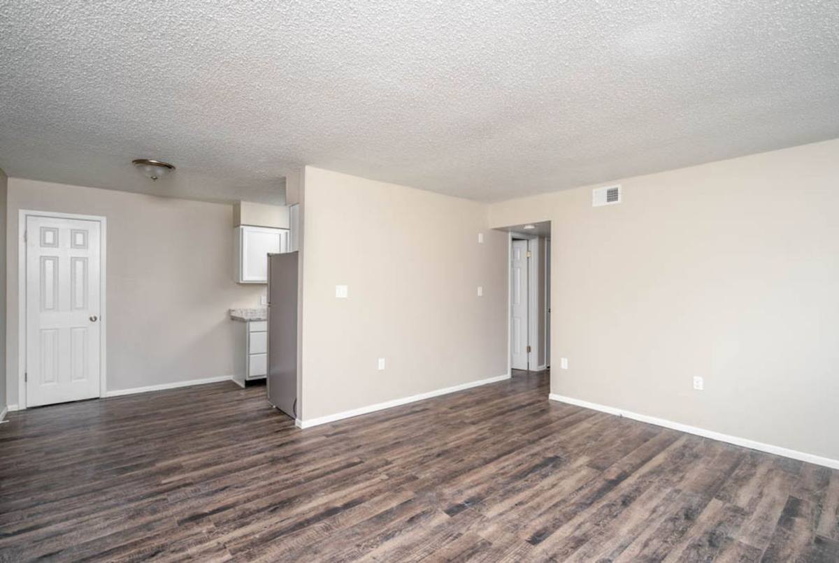 Apartment for rent at 3320 W 4th St, Waterloo, IA 50701