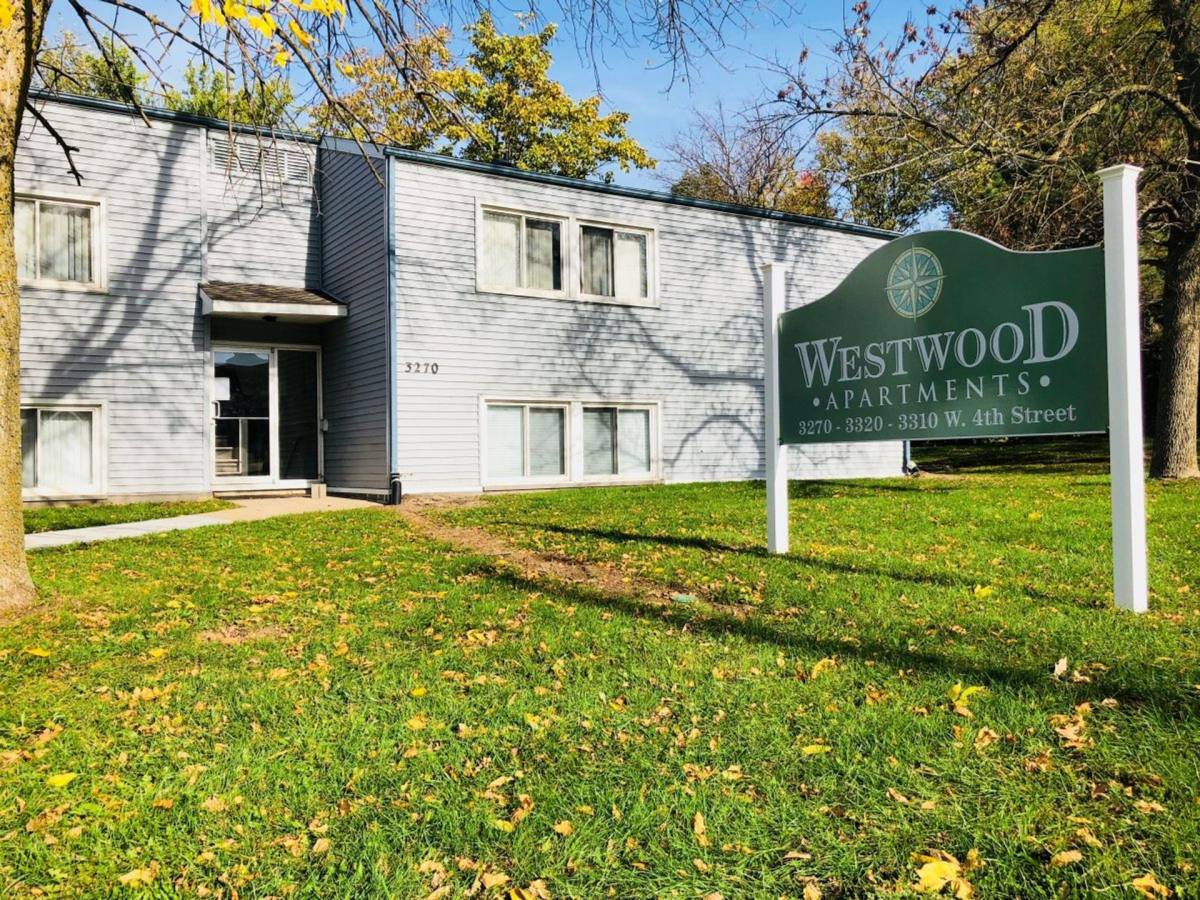 Apartment for rent at 3320 W 4th St, Waterloo, IA 50701