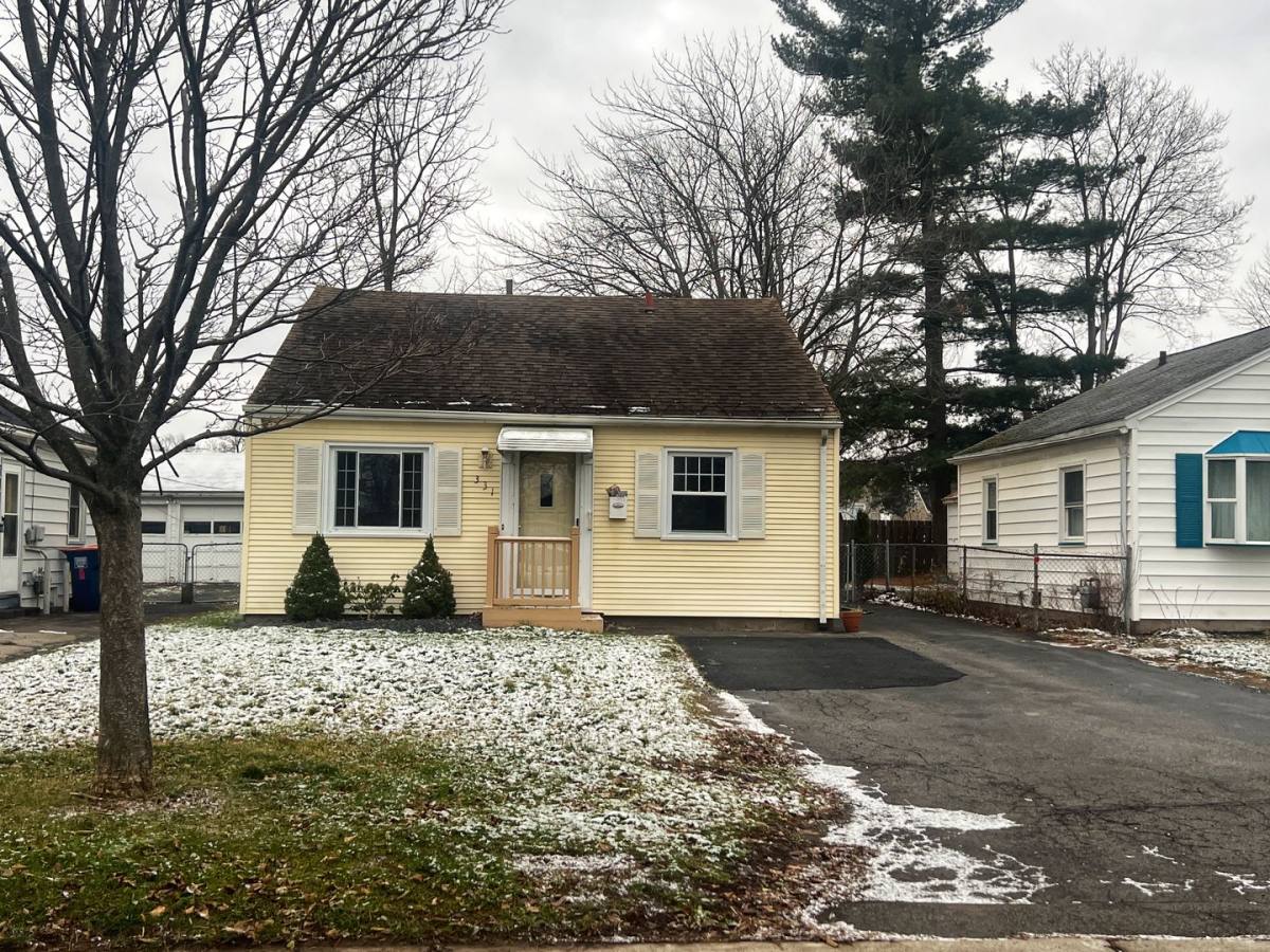 House for rent at 331 Leonard Rd, Rochester, NY 14616