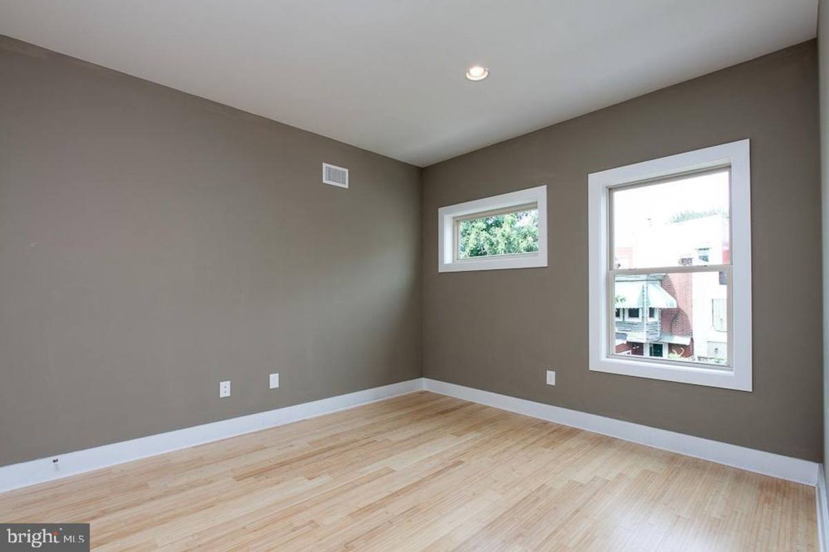 House for rent at 1223 E Oxford St, Philadelphia, PA 19125