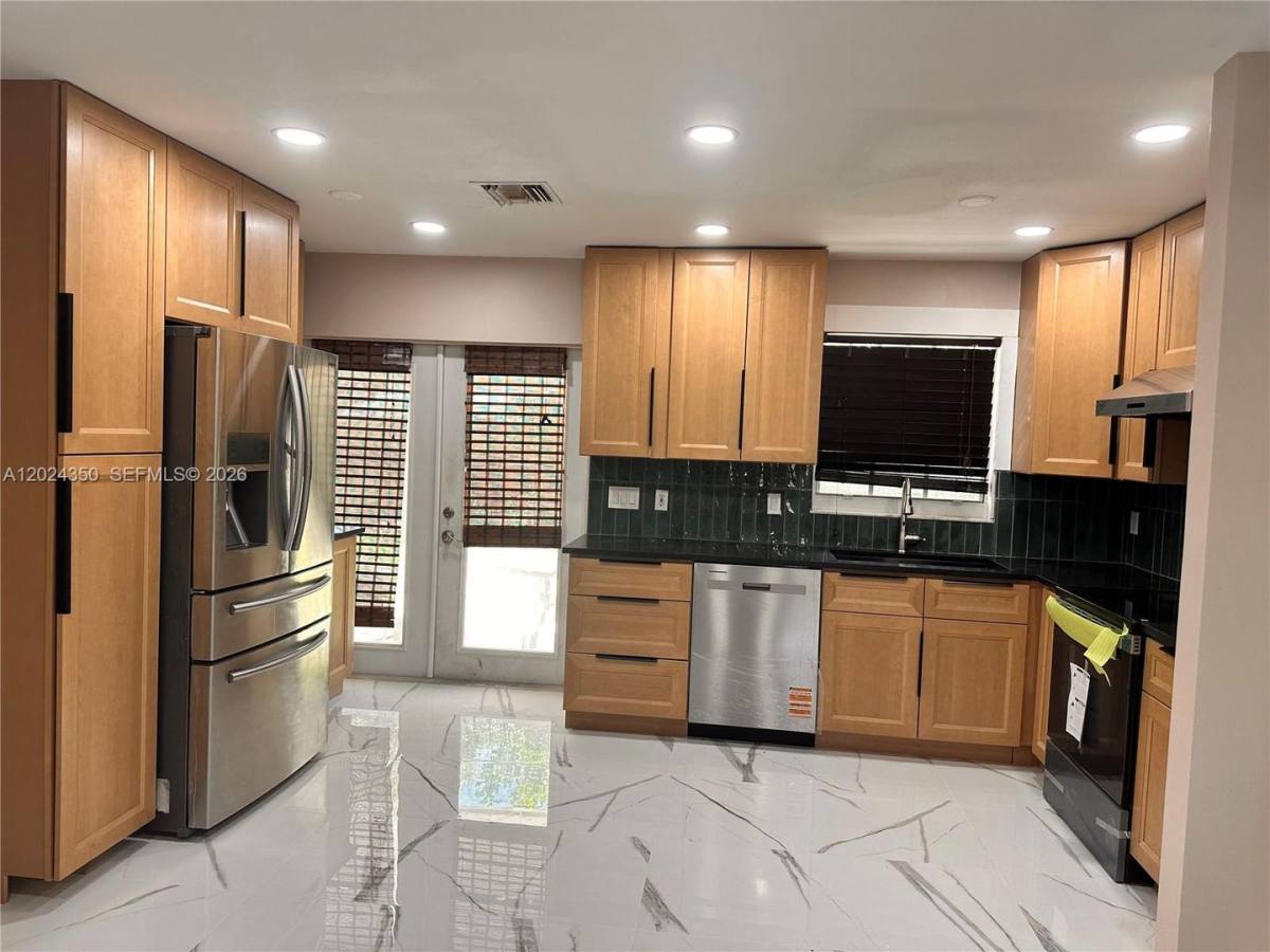 House for rent at 3614 Everglades Rd, Palm Beach Gardens, FL 33410
