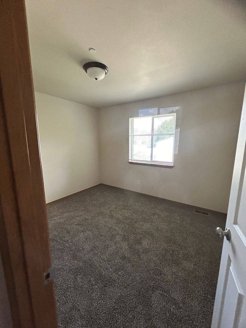 Apartment for rent at 1183 Kyler, Hayden, ID 83835