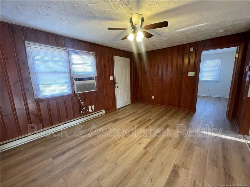House for rent at 1725 Cumberland Dr, Fayetteville, NC 28311