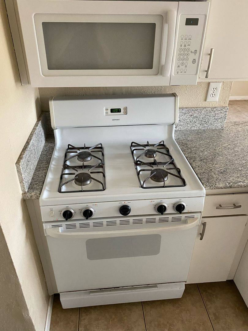Apartment for rent at 1741 - 1747 S Central St, Visalia, CA 93277