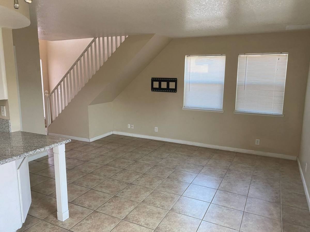 Apartment for rent at 1741 - 1747 S Central St, Visalia, CA 93277