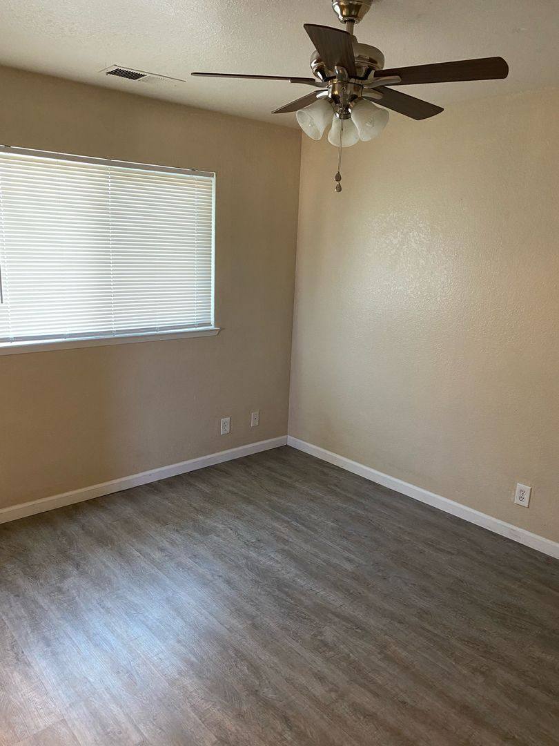 Apartment for rent at 1741 - 1747 S Central St, Visalia, CA 93277