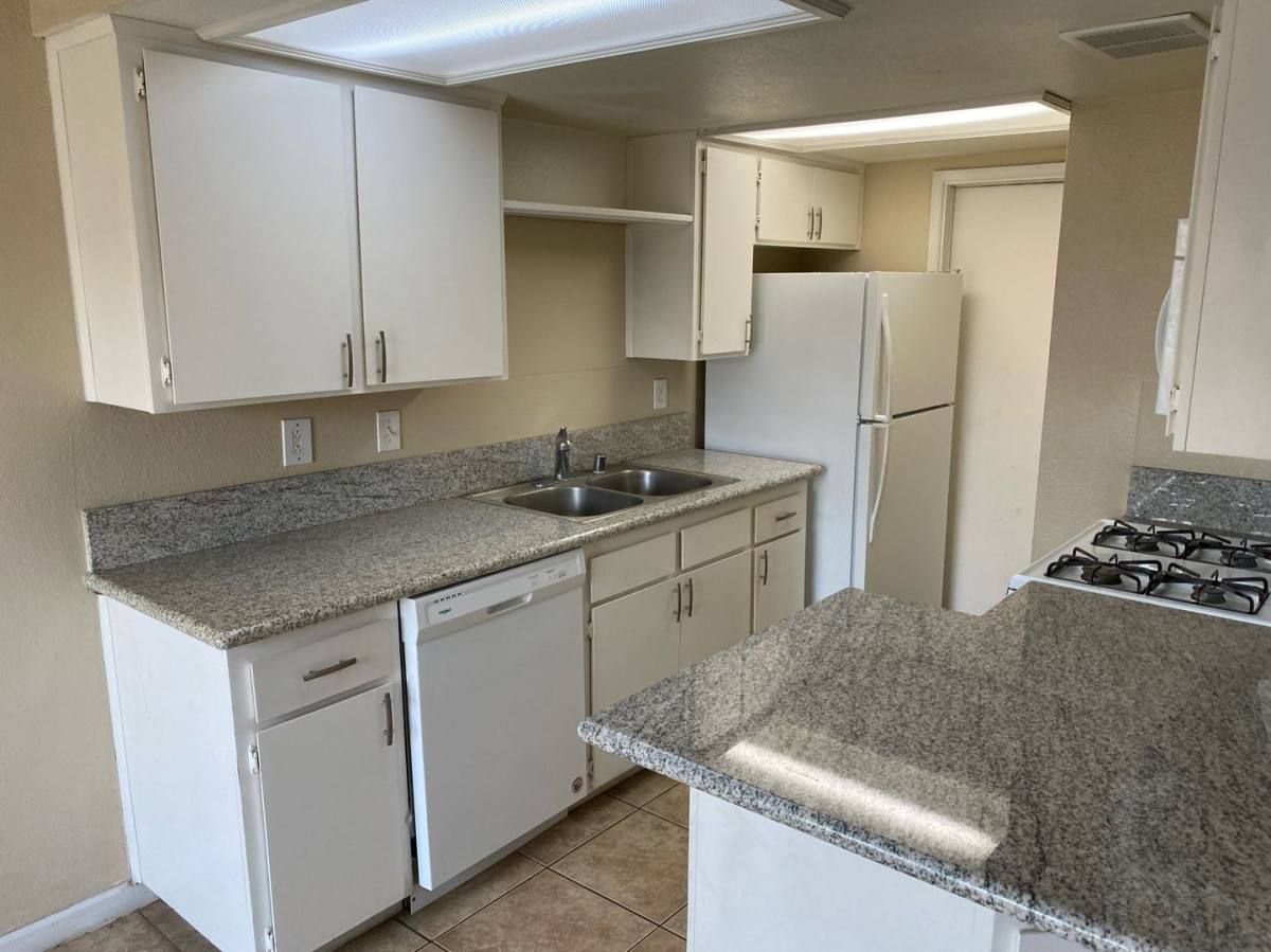 Apartment for rent at 1741 - 1747 S Central St, Visalia, CA 93277