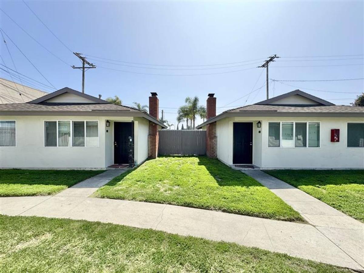 Apartment for rent at 13931-13951 Illinois St, Westminster, CA 92683