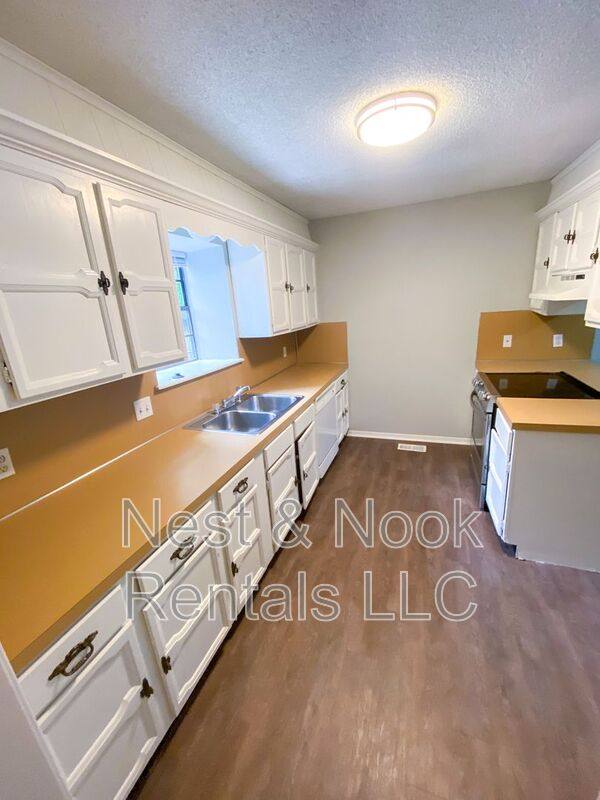 House for rent at 13809 E 27th Place, Tulsa, OK 74134