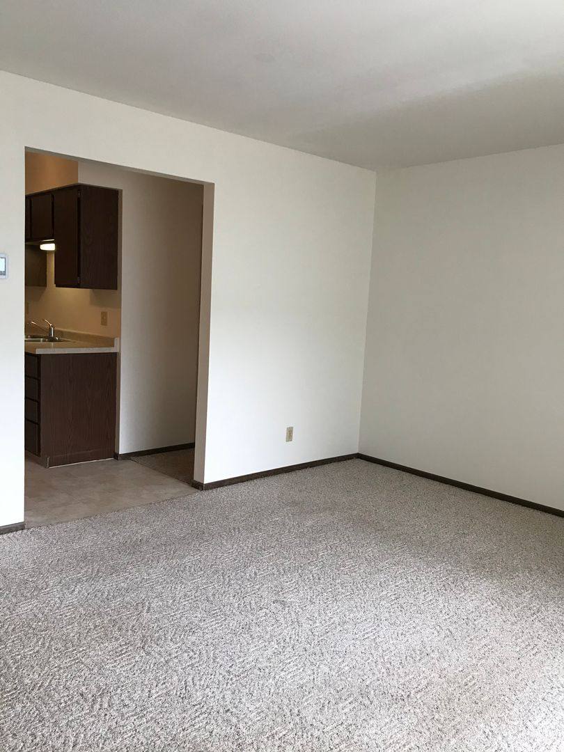 Apartment for rent at 1011 Imperial, Eau Claire, WI 54701