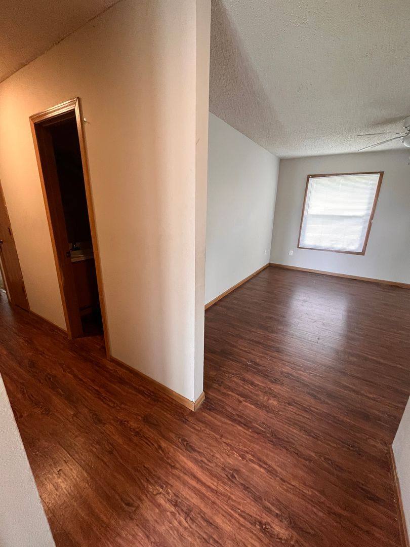 Apartment for rent at 3107 N Kentwood Ave, Springfield, MO 65803