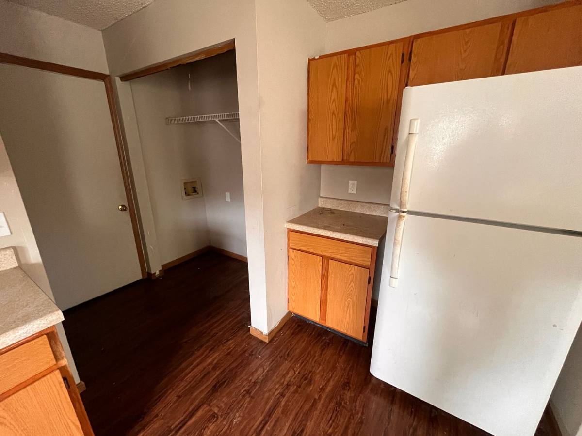 Apartment for rent at 3107 N Kentwood Ave, Springfield, MO 65803