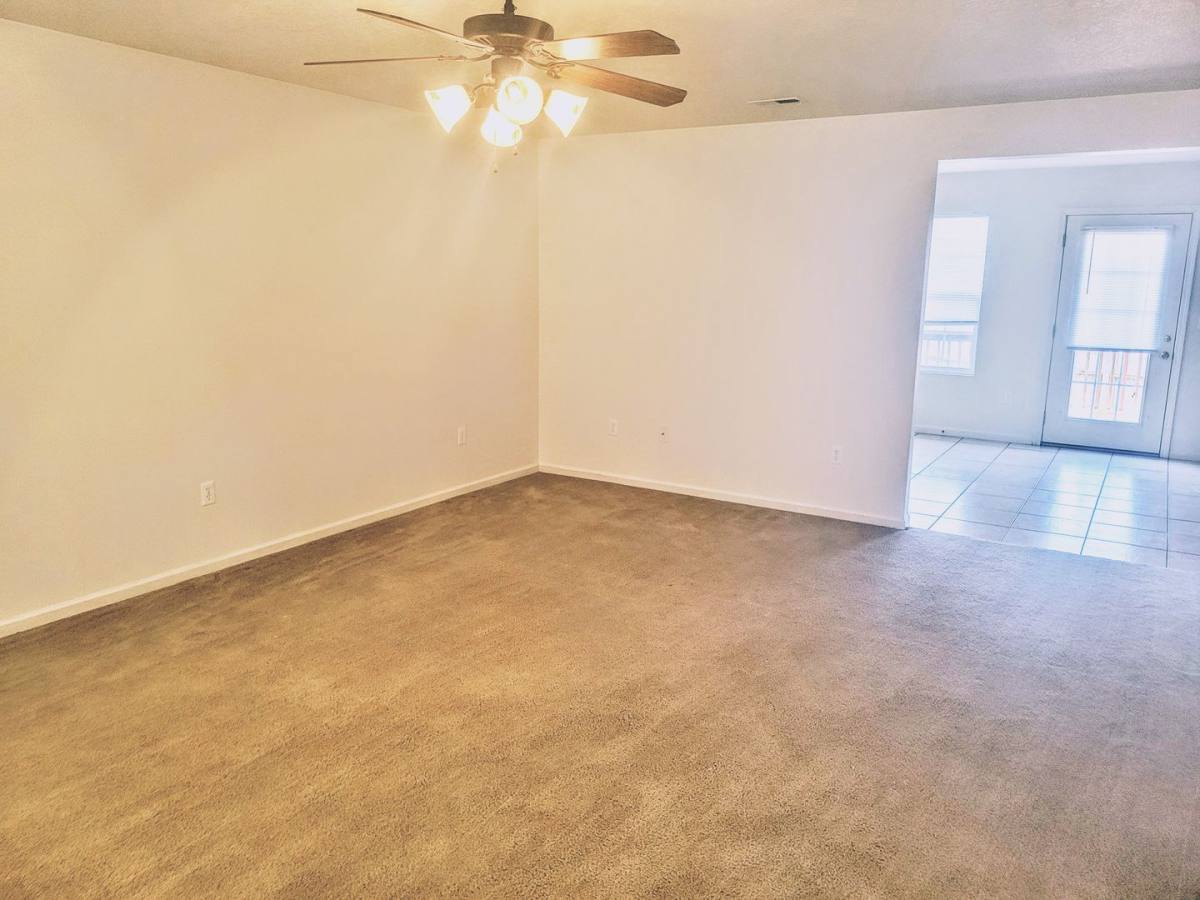 Apartment for rent at 16239 A&B Holy Cross, Saint Robert, MO 65584