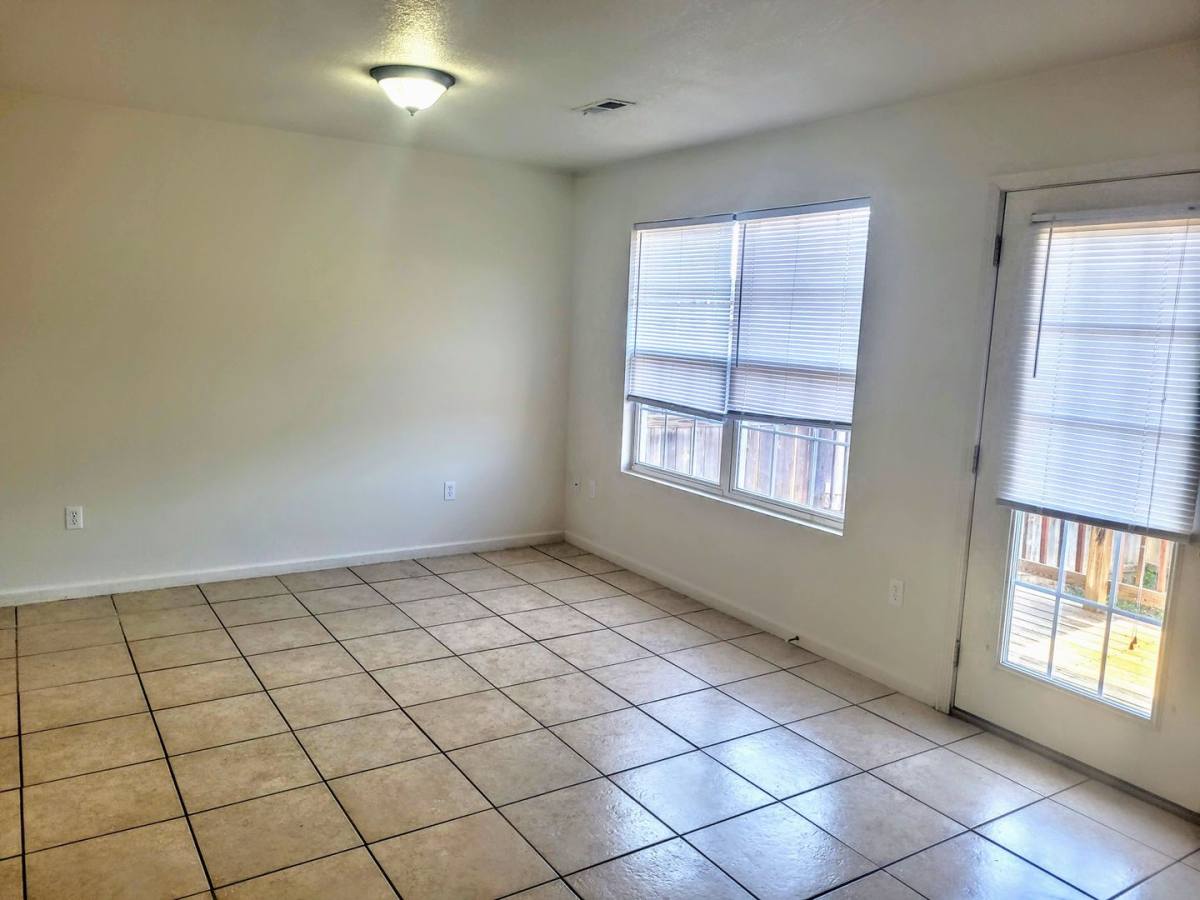 Apartment for rent at 16239 A&B Holy Cross, Saint Robert, MO 65584
