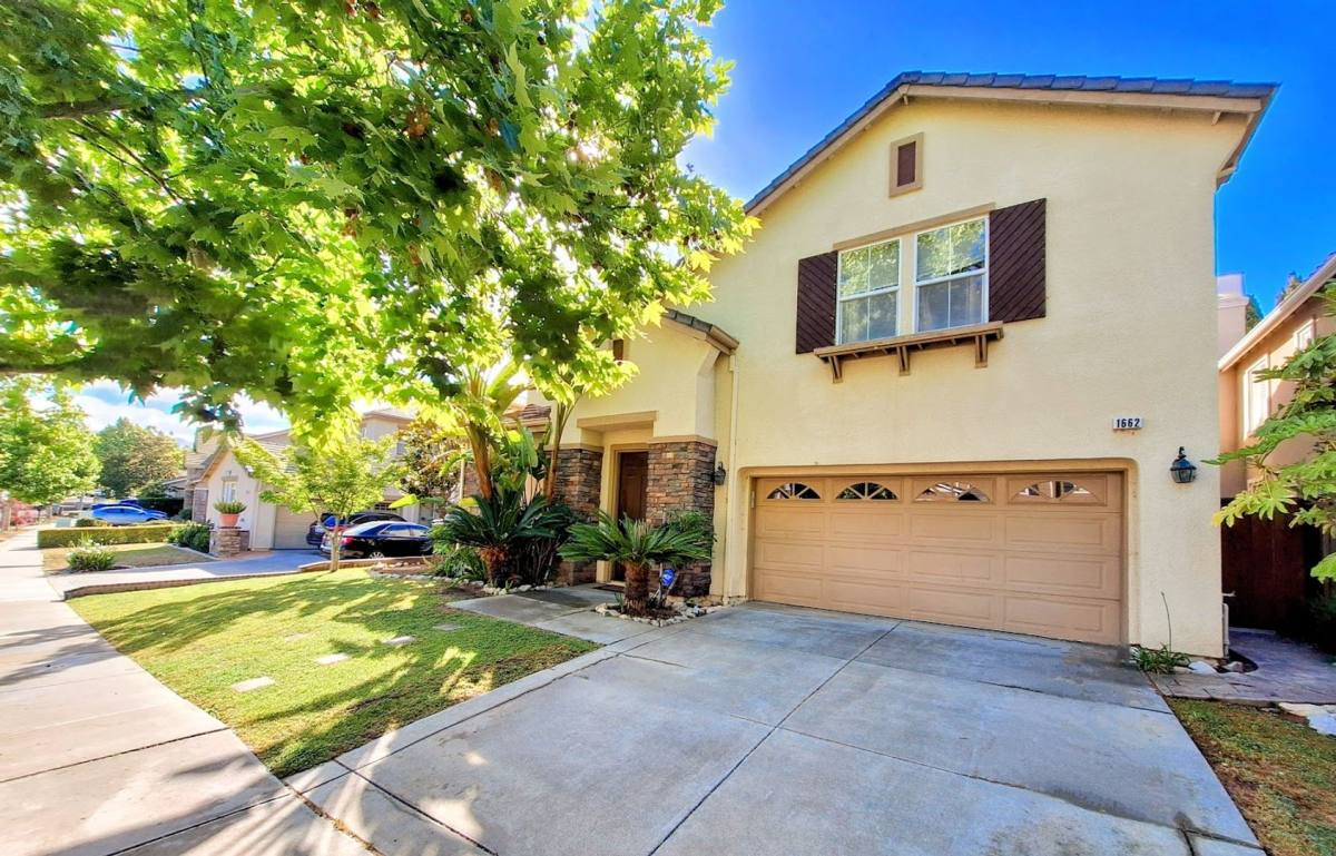 House for rent at 1662 Indigo Oak Lane, San Jose, CA 95121