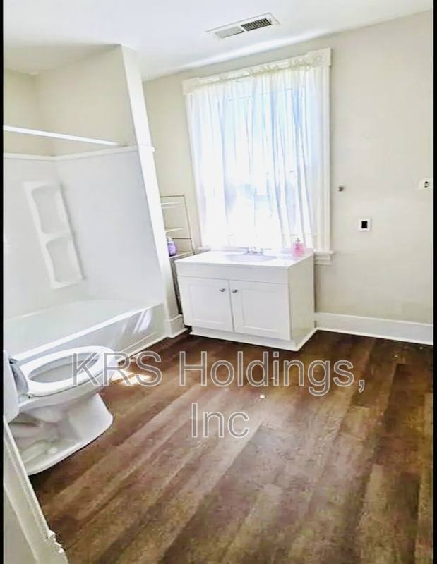 Apartment for rent at 1105 Fillmore St #B, Lynchburg, VA 24501