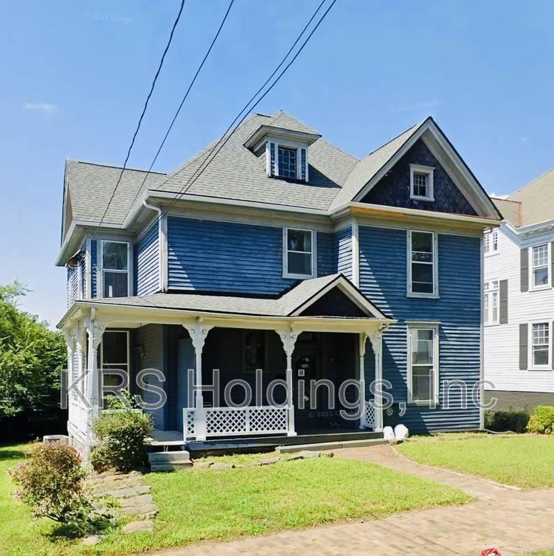 Apartment for rent at 1105 Fillmore St #B, Lynchburg, VA 24501