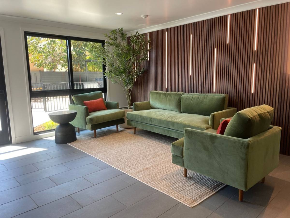 Apartment for rent at 2685 California St, Mountain View, CA 94040